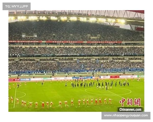 苏超四分之一决赛观众人数破三万徐州奥体再度引爆城市观赛热潮